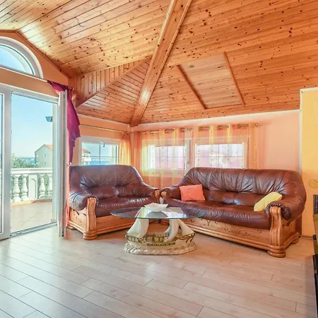 Kraj 17783b Apartment *